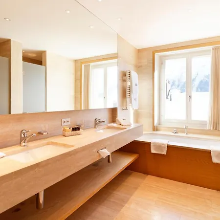 Otel Art Boutique Monopol 4*