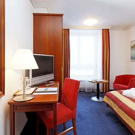 Art Boutique Monopol 4*