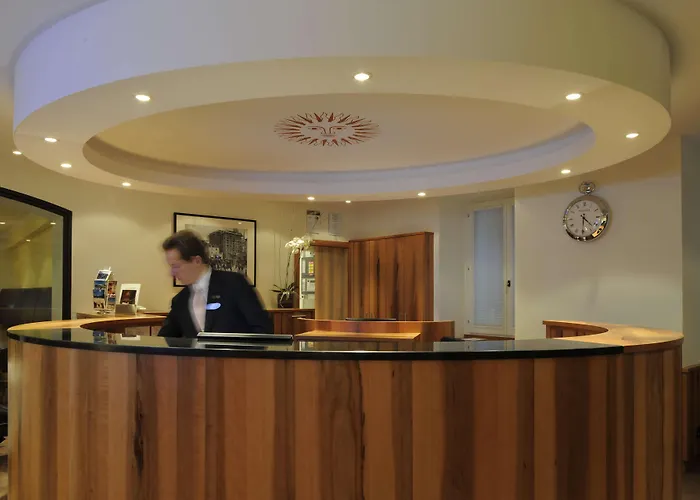 Art Boutique Monopol 酒店