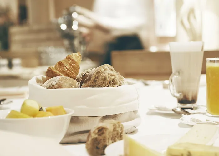 Art Boutique Monopol 4*