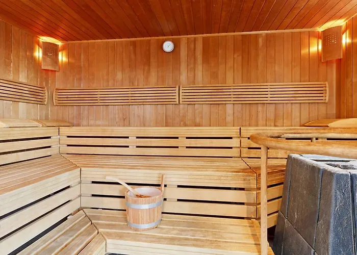 Art Boutique Monopol