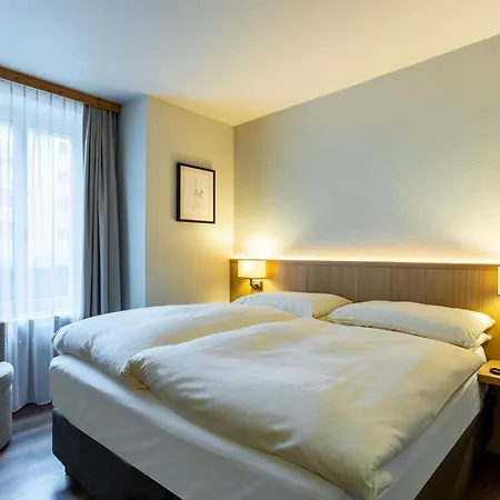 Art Boutique Monopol Санкт-Мориц