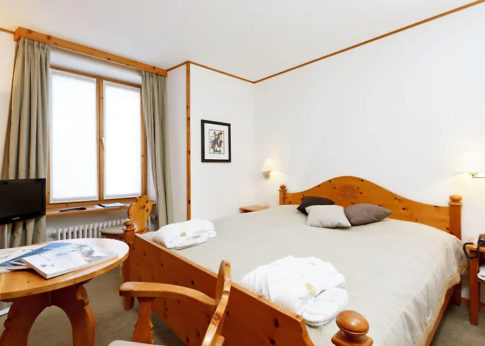 Art Boutique Monopol Hotel St Moritz