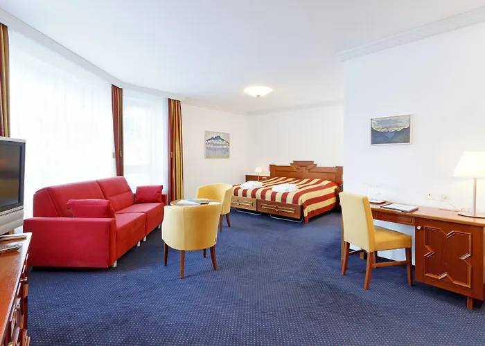 Art Boutique Monopol 4*