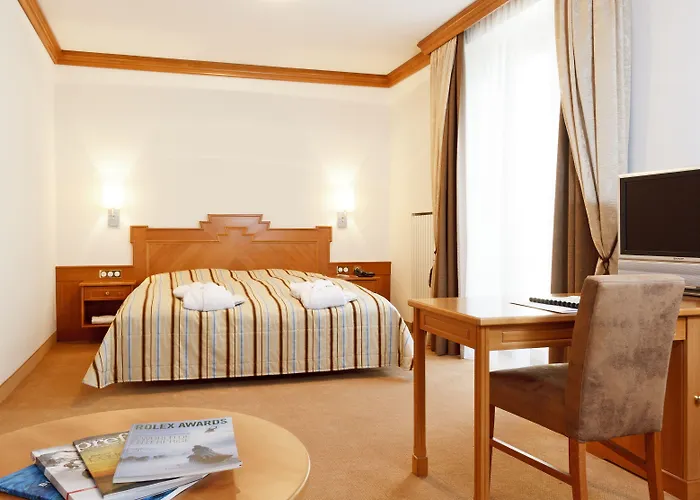 Art Boutique Monopol Hotel