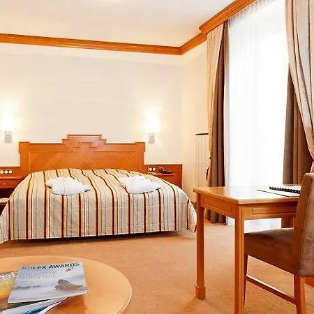 Hotel Art Boutique Monopol 4*